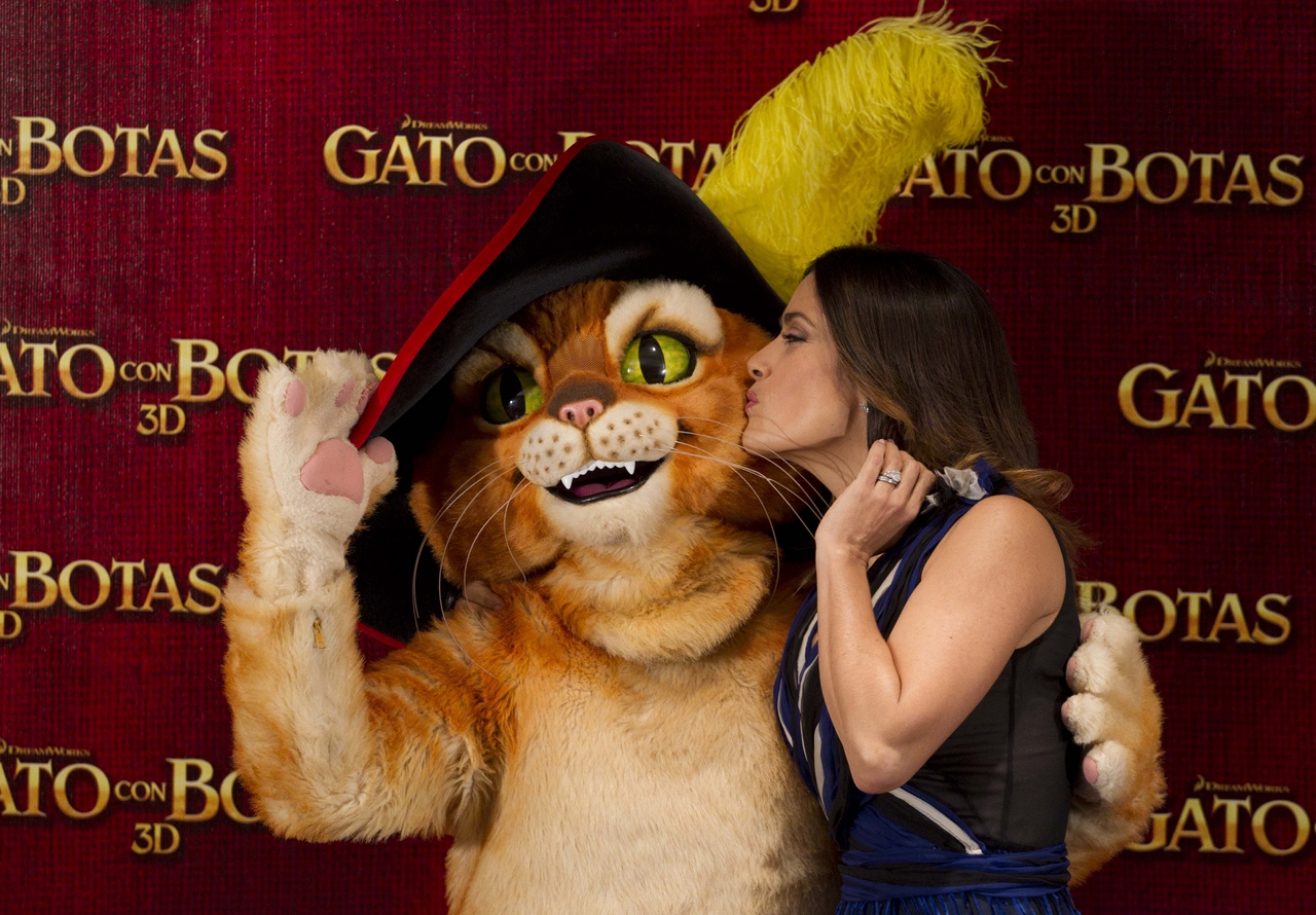 Photos exclusivee de Salma Hayek pour la sortie du Chat Potté